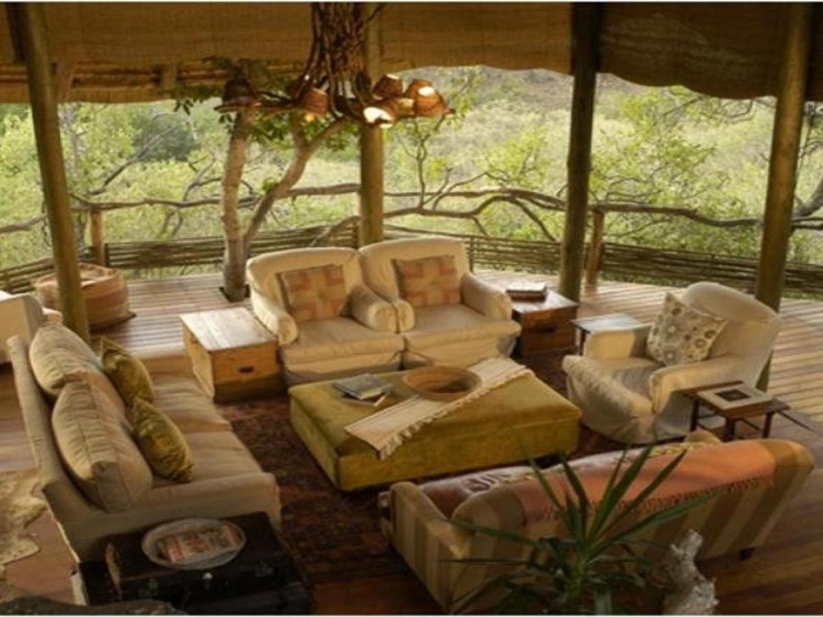 Buffalo Ridge Safari Lodge มาเดิคเวเกมรีเซิร์ฟ ภายนอก รูปภาพ