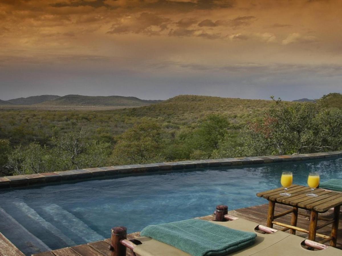 Buffalo Ridge Safari Lodge มาเดิคเวเกมรีเซิร์ฟ ภายนอก รูปภาพ