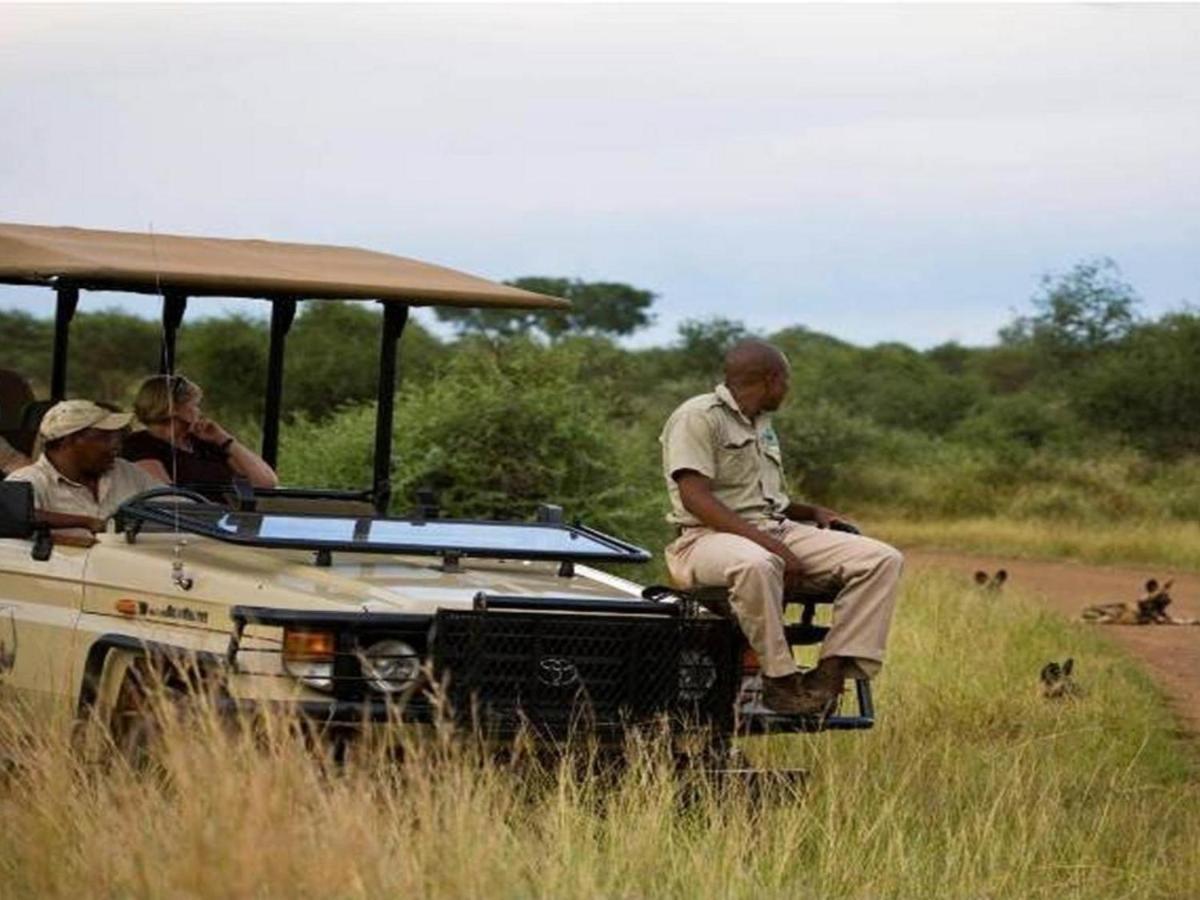 Buffalo Ridge Safari Lodge มาเดิคเวเกมรีเซิร์ฟ ภายนอก รูปภาพ