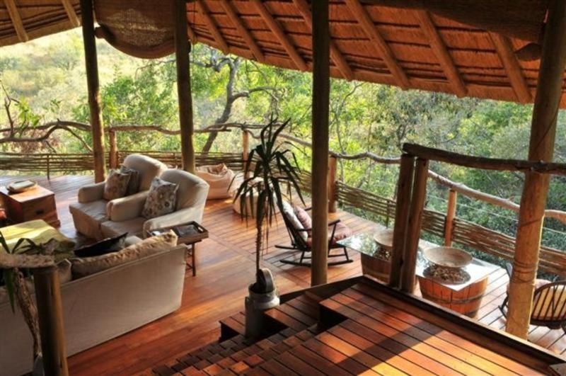 Buffalo Ridge Safari Lodge มาเดิคเวเกมรีเซิร์ฟ ภายนอก รูปภาพ