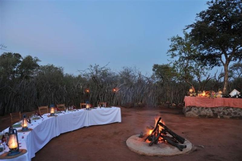 Buffalo Ridge Safari Lodge มาเดิคเวเกมรีเซิร์ฟ ภายนอก รูปภาพ